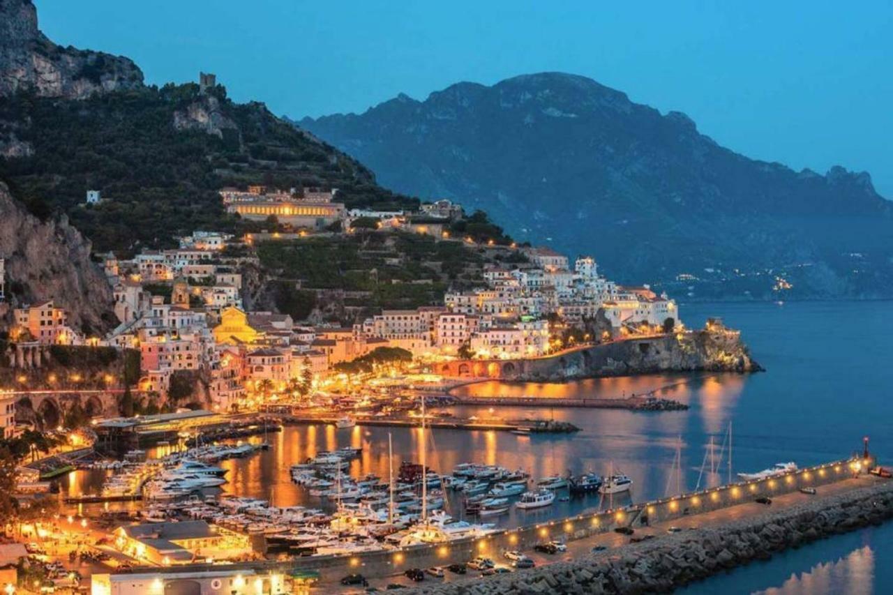 Holidays Perla D'Амалфи Екстериор снимка